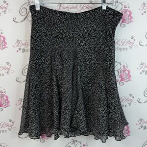 Vamp skirt floral pattern, paisley, Elegant Black and White Floral Skirt